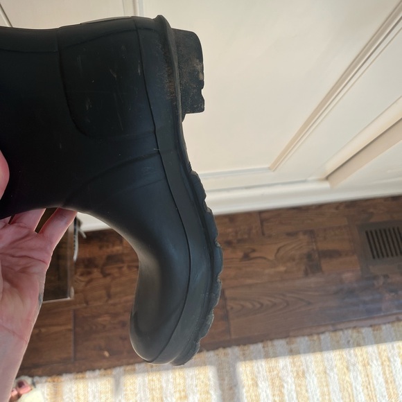 Black Hunter Boots - Picture 2 of 5